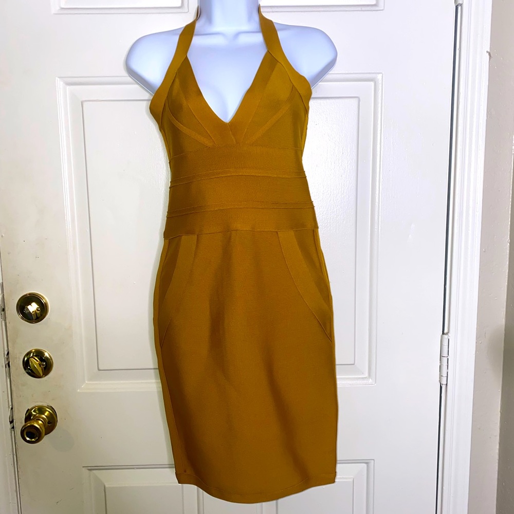 Bondage v neck dress